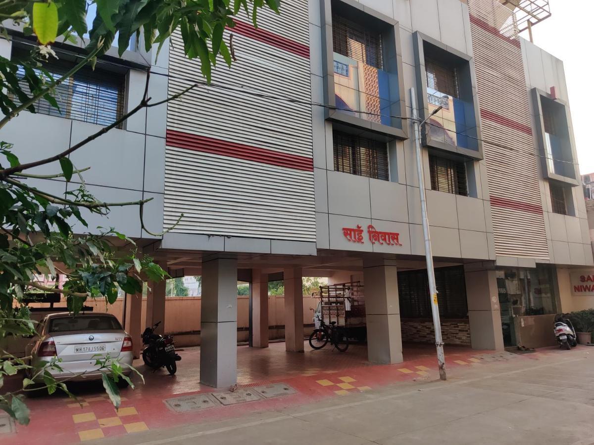 Sai Niwas Hotel Shirdi Exterior photo
